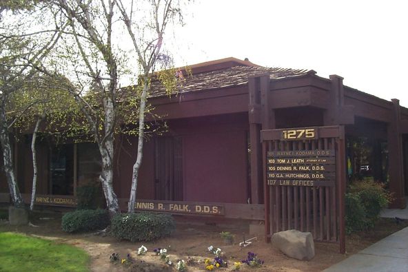 ±1,770 SF General Office Space Available on Shaw Ave: 1275 W Shaw Avenue, Fresno, CA 93711